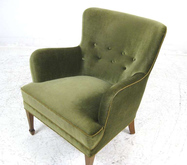 Frits Henningsen Armchairs, Circa 1930 - 1950 In Excellent Condition In London, GB