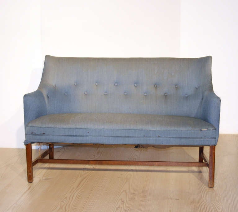 Frits Henningsen Sofa, circa 1930-1950 In Distressed Condition For Sale In London, GB