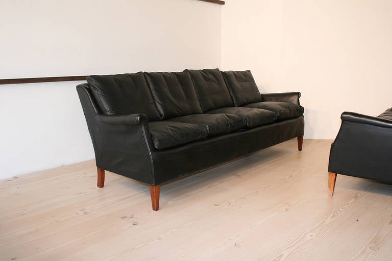 Mid-Century Modern Frits Henningsen Four-Seat Black Leather Sofa, circa 1940 For Sale