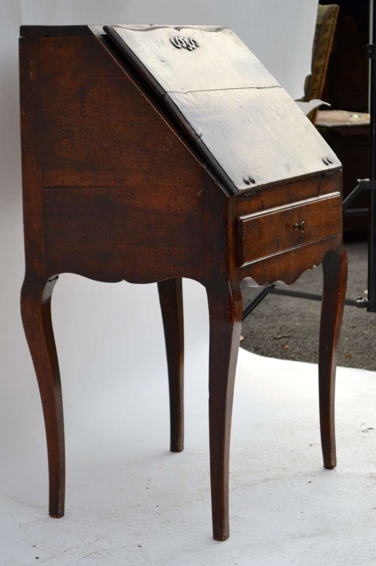 Mid 18th Century French Provincial Small Slant Top Desk For Sale 1