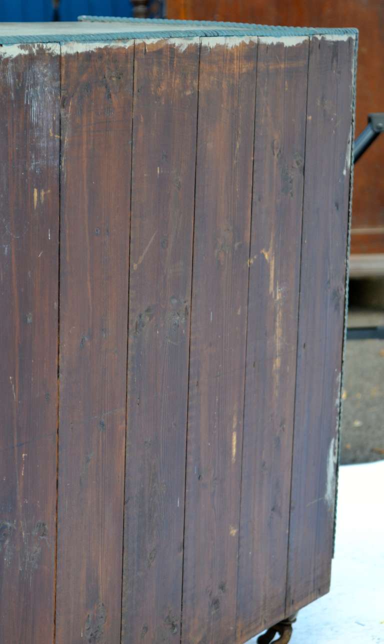 English Blue Painted Long Low Bookcase In Good Condition In Richmond, VA