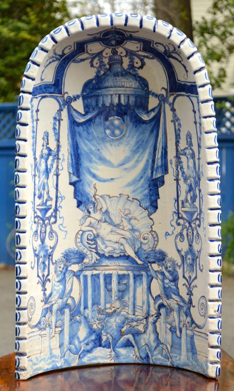 18th Century Blue and White Faience Niche Cover In Good Condition For Sale In Richmond, VA