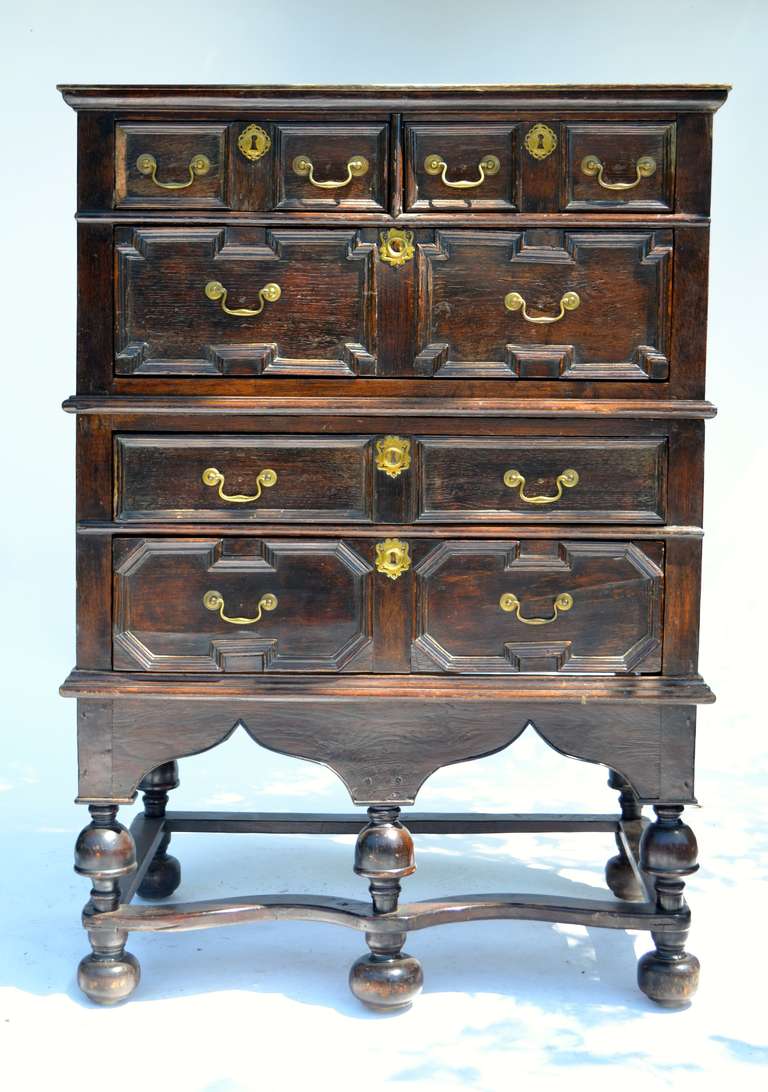 18th Century and Earlier 18th Century English Oak Highboy/Chest For Sale