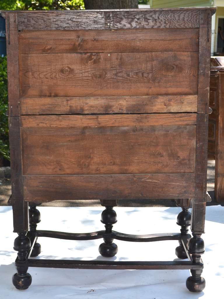 18th Century English Oak Highboy/Chest For Sale 2