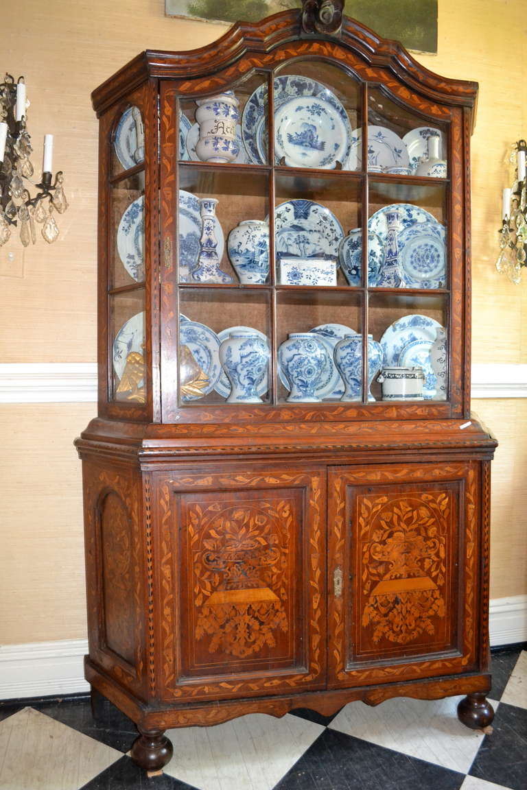 Early 19th Century Dutch Inlaid Breakfront/Cabinet In Good Condition For Sale In Richmond, VA