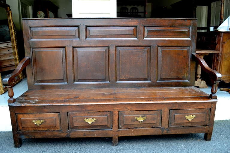 Mid 18th Century English Oak Paneled Settle