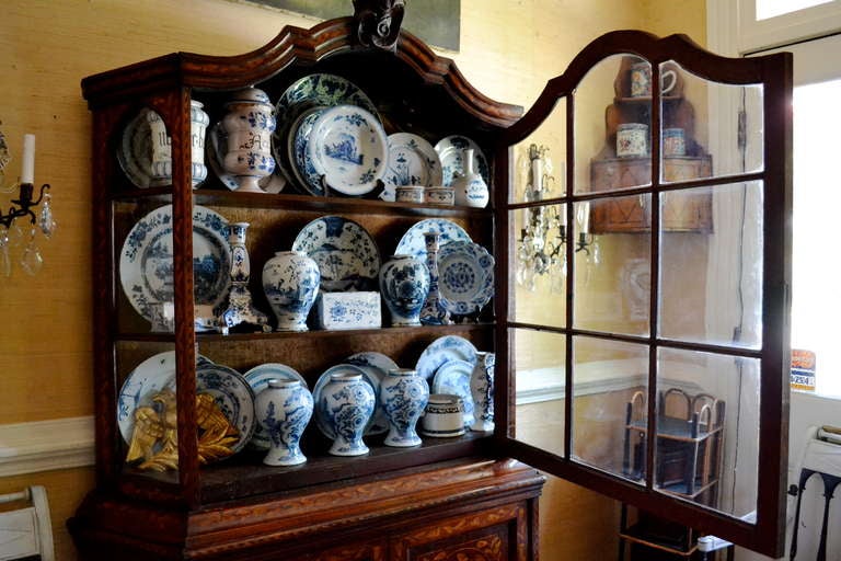 Large Wonderful Early Collection of 18th Century Delft Pottery In Good Condition For Sale In Richmond, VA