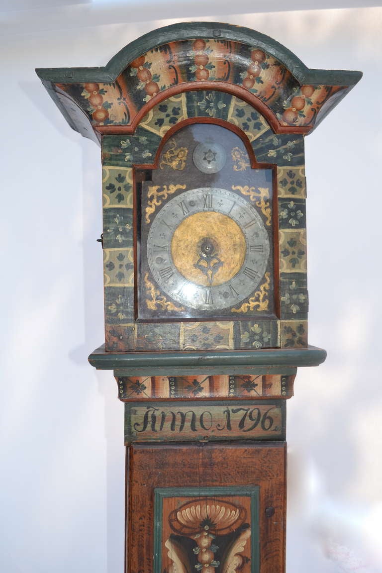 19th Century Swedish Painted Tall Case Clock from Dolana For Sale 1