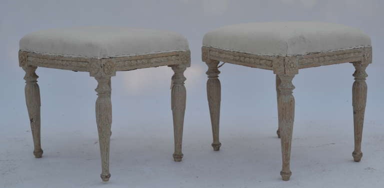 Early 19th Century Swedish Painted Stools In Good Condition For Sale In Richmond, VA