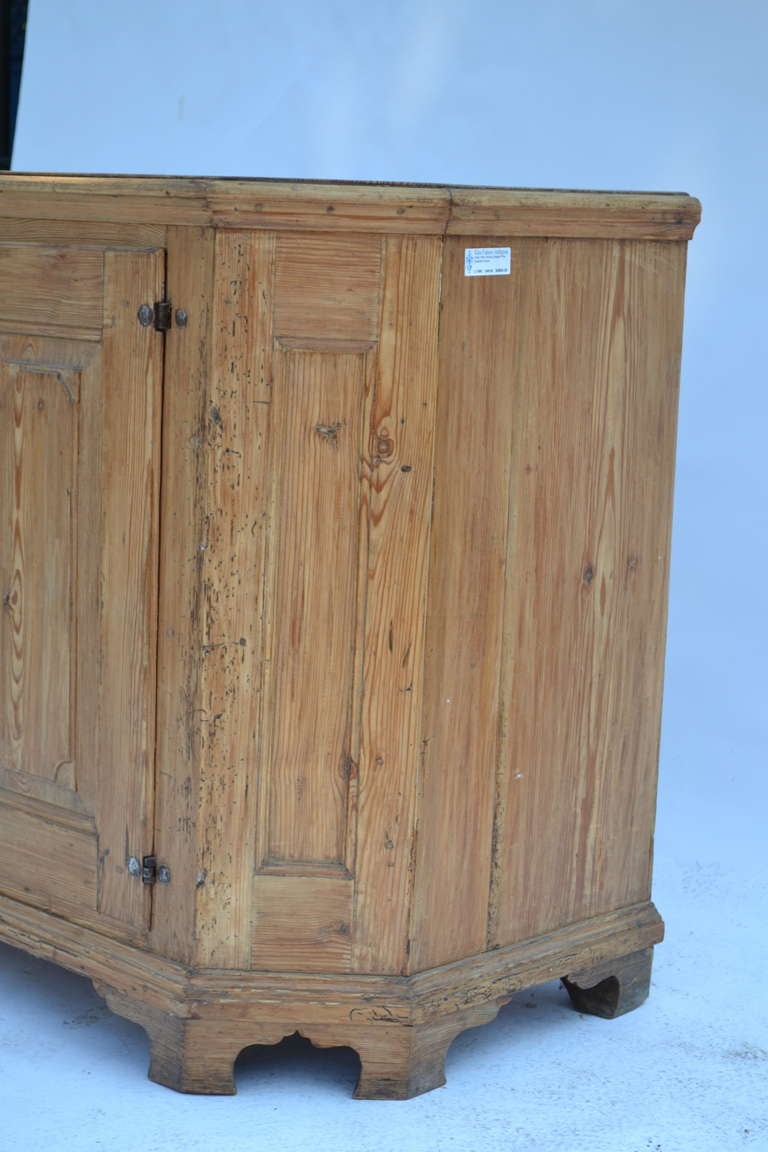 Early 19th Century Shaped Pine Swedish Server For Sale 1