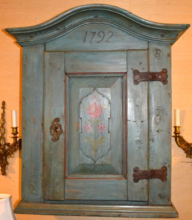 19th Century Swedish Painted Blue Hanging Cabinet with Dome Top For Sale 1