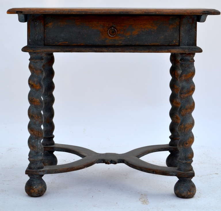 Early 19th Century Swedish Painted Blue Table with Turned Legs and Drawer In Good Condition For Sale In Richmond, VA