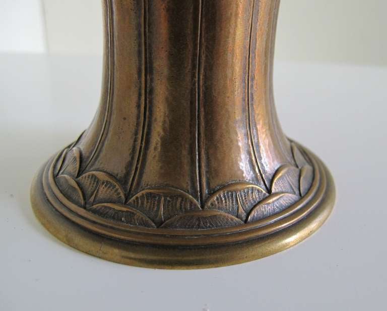 Frans Zwollo Sr, Art Nouveau Tazza of Gilt Hammered Copper circa 1900 In Excellent Condition In Amstelveen, NL