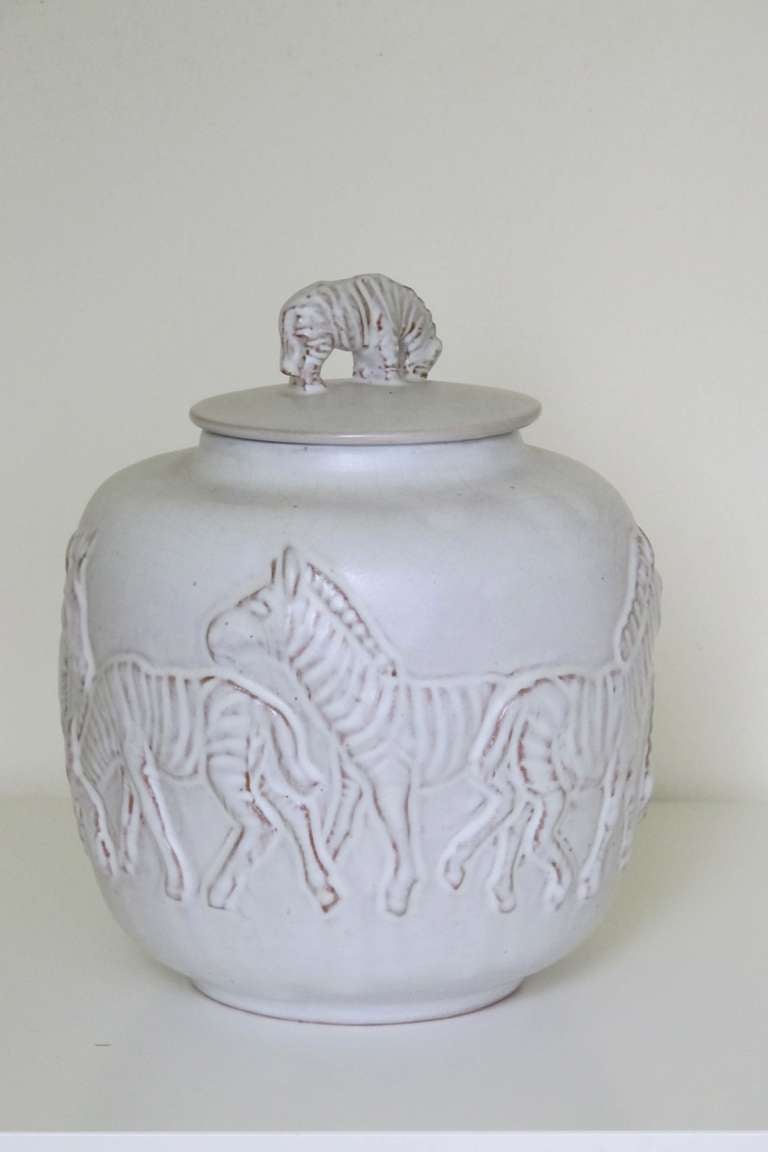 Lidded Pot with Relief Decoration of Zebras, Mobach Pottery, Mid-Century Modern In Excellent Condition In Amstelveen, NL