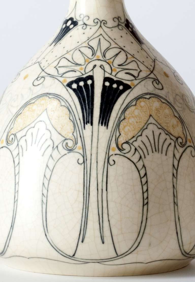 Lovely Dutch Art Nouveau Vase with Linear Decor by JB. Vet & Co, Purmerend For Sale 2