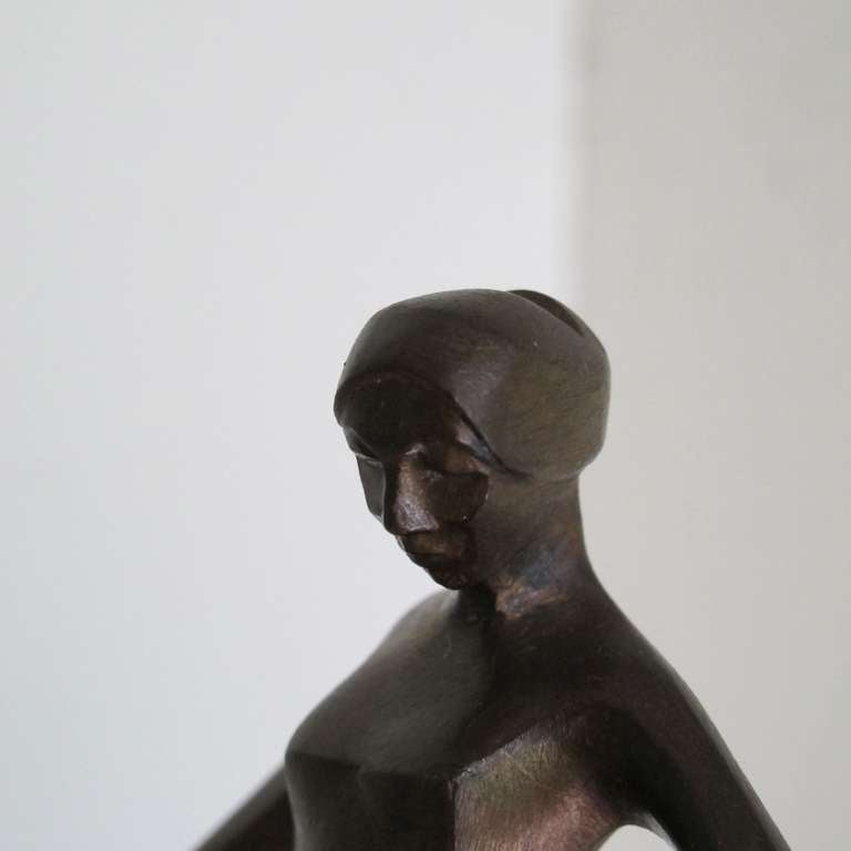 Bronze Sculpture of an Elegant Art Deco Lady by Cris Agterberg 2