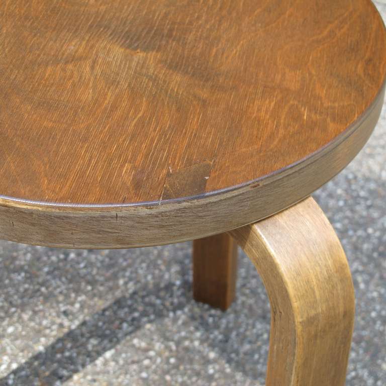 Alvar Aalto, Modernist Side Table and Stool, executed by Artek ca. 1950 2