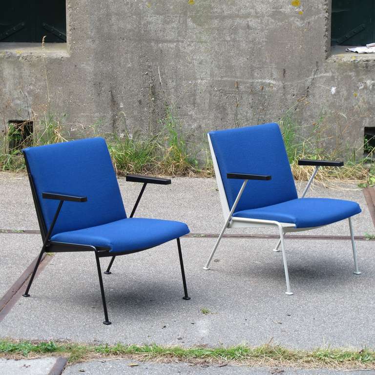 Two Award Winning " Oase " Arm Chairs by Wim Rietveld for Ahrend de Cirkel