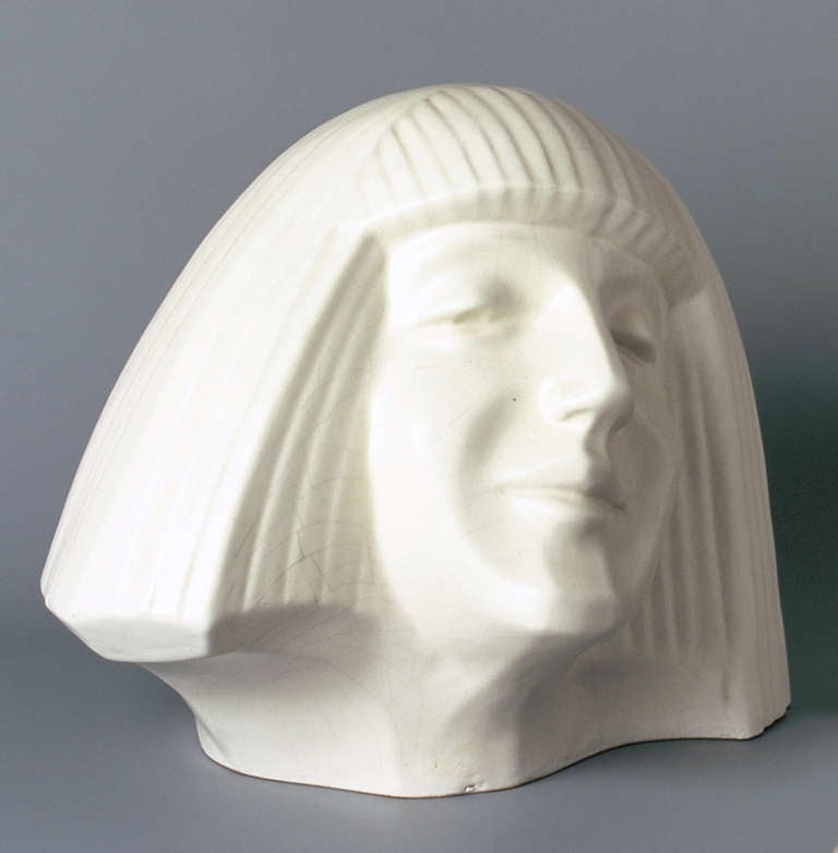 This wonderful ceramic sculpture designed by Cris Agterberg is depicting Darja Collin, famous dancer in the roaring twenties and the wife of Dutch writer Jan Jacob Slauerhoff. The art deco hairstyle of Collin reminds us of the old Egypt and