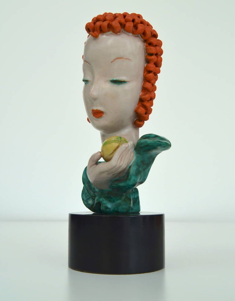 Ceramic Bust ‘Eve (with Apple)’ by Rudolf Knörlein for Goldscheider, Wien 3