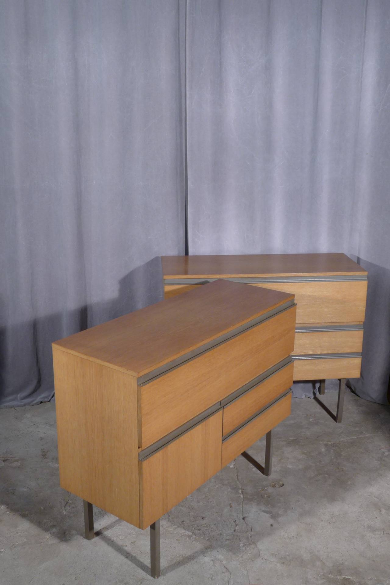 Mid-20th Century Pair of Chests of Drawers in the Style of Gio Ponti