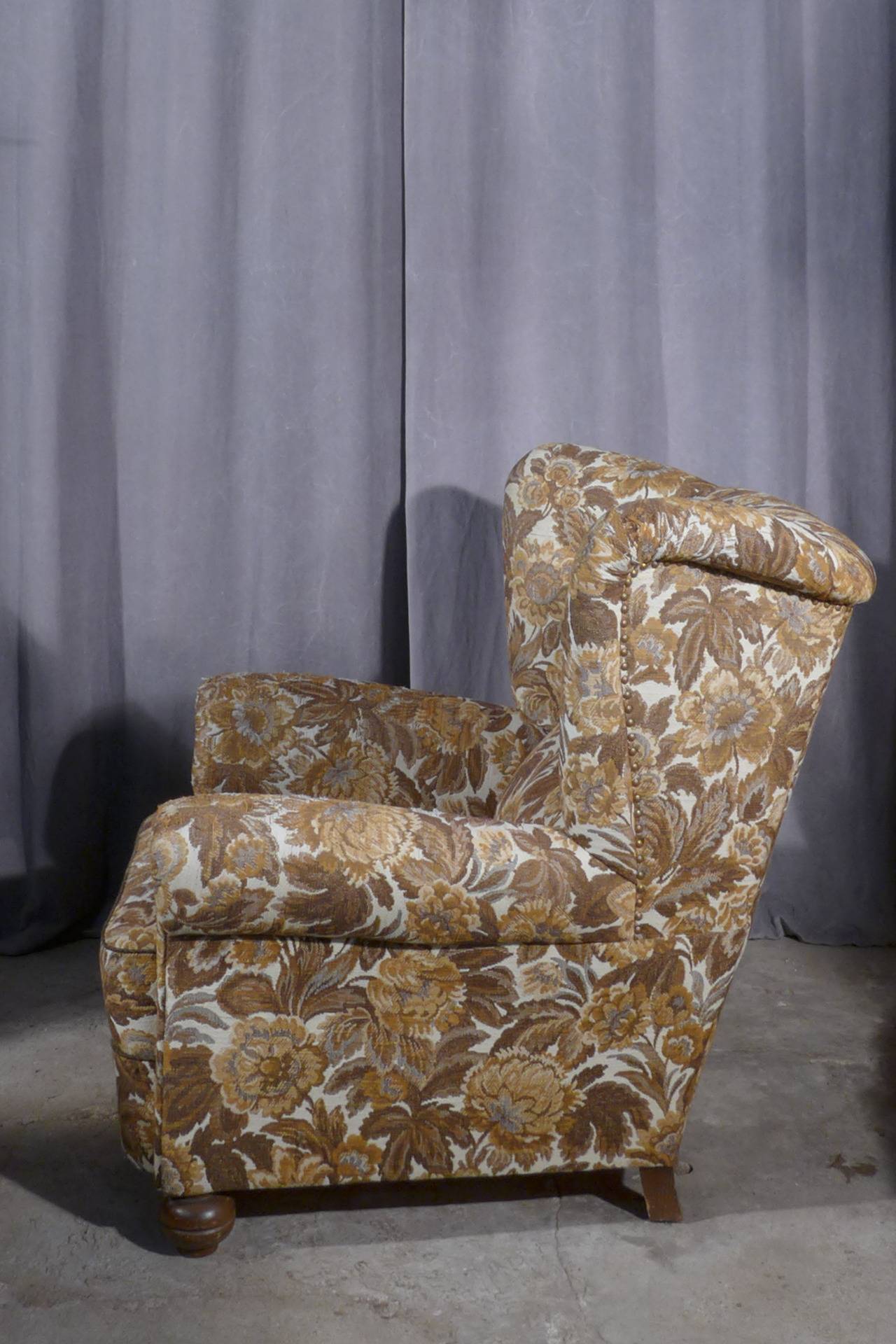 Mid-Century Modern Scandinavian Wingback Chair in the Style of Flemming Lassen For Sale