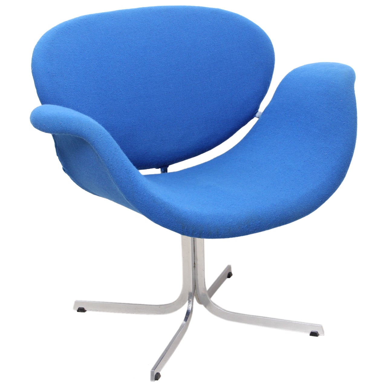 Blue Big Tulip Lounge Chair by Pierre Paulin Edited by Artifort in 1965