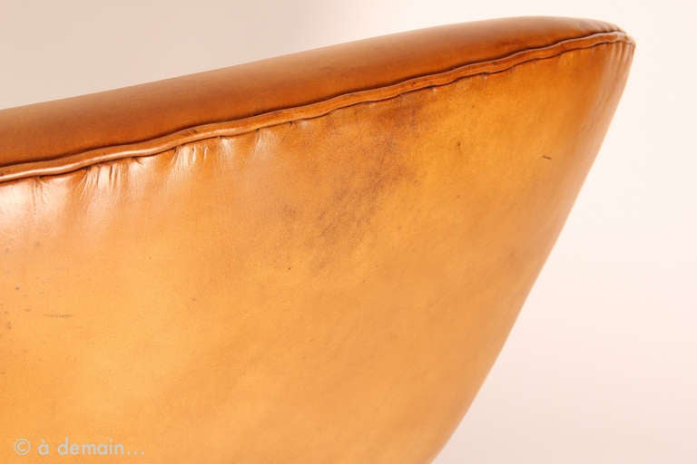 Danish Swan Sofa by Arne Jacobsen for Fritz Hansen, 1958