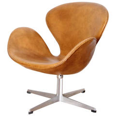 Swan Chair by Arne Jacobsen, Produced by Fritz Hansen from 1969