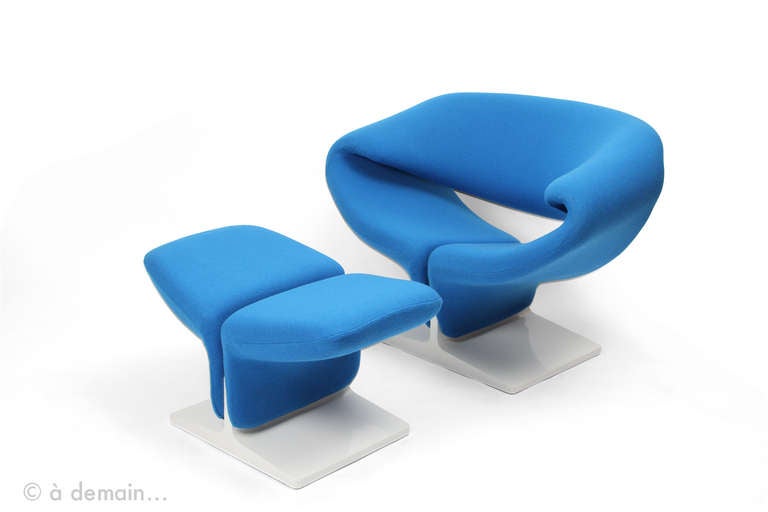Ribbon Chair and Ottoman Designed by Pierre Paulin, Edited by Artifort, 1966 In Good Condition In Paris, FR