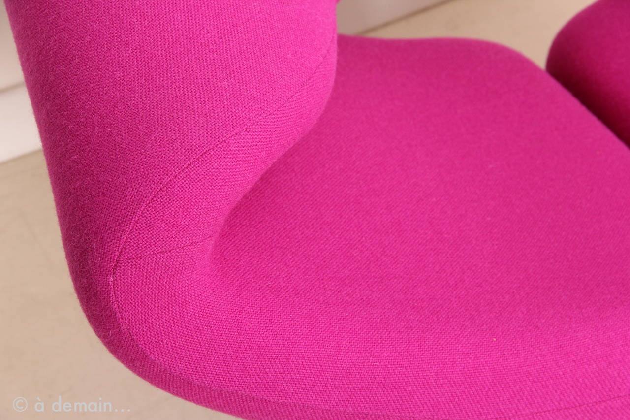 Pink Ribbon Chair Designed by Pierre Paulin, Edited by Artifort in 1966 1