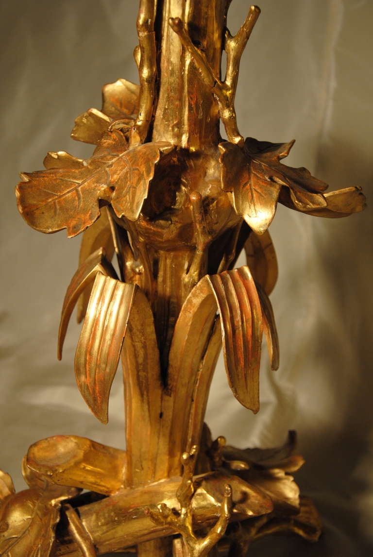 19th Century Rare Italian Gilt Wood Vine Leaf Pedestal Table For Sale 3