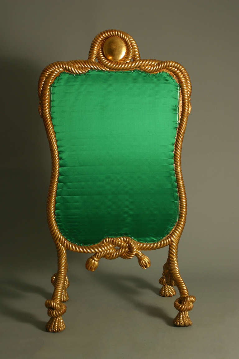 1850s French Second Empire rare carved and gilt ''corded '' fire screen In Good Condition For Sale In BRUXELLES, BE