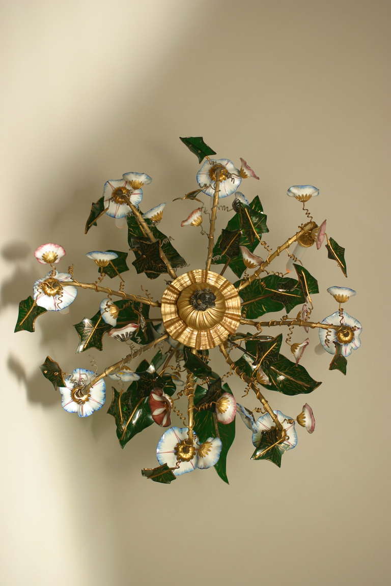 19th C. French Rare and Exquisite Gilt Bronze Bindweed Chandelier In Good Condition For Sale In BRUXELLES, BE