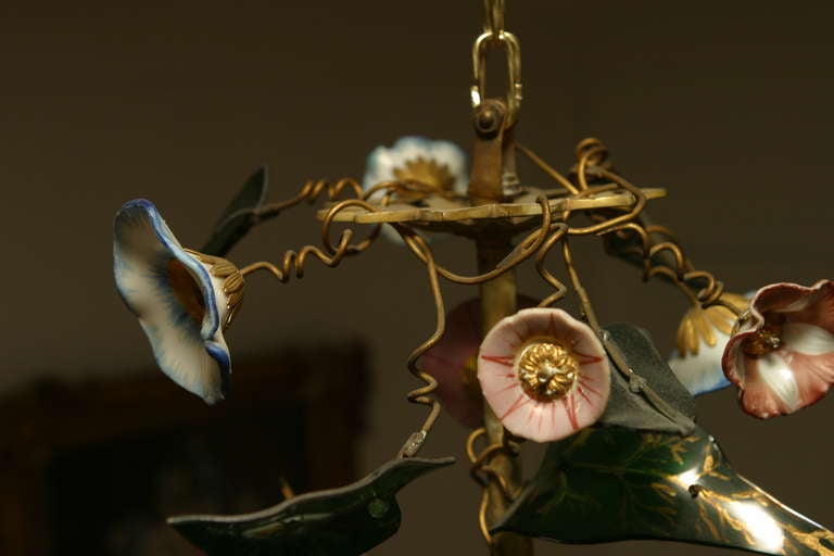19th C. French Rare and Exquisite Gilt Bronze Bindweed Chandelier For Sale 4