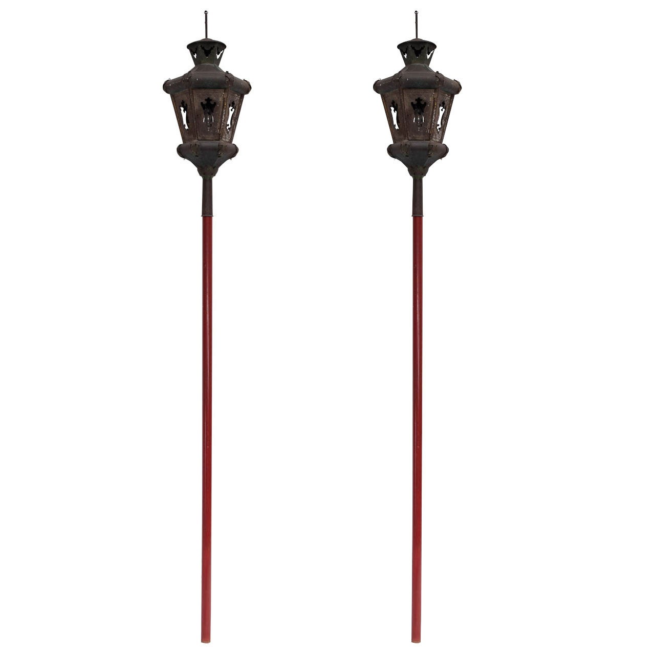 Pair of Late 18th Century Wood Italian Lanterns For Sale