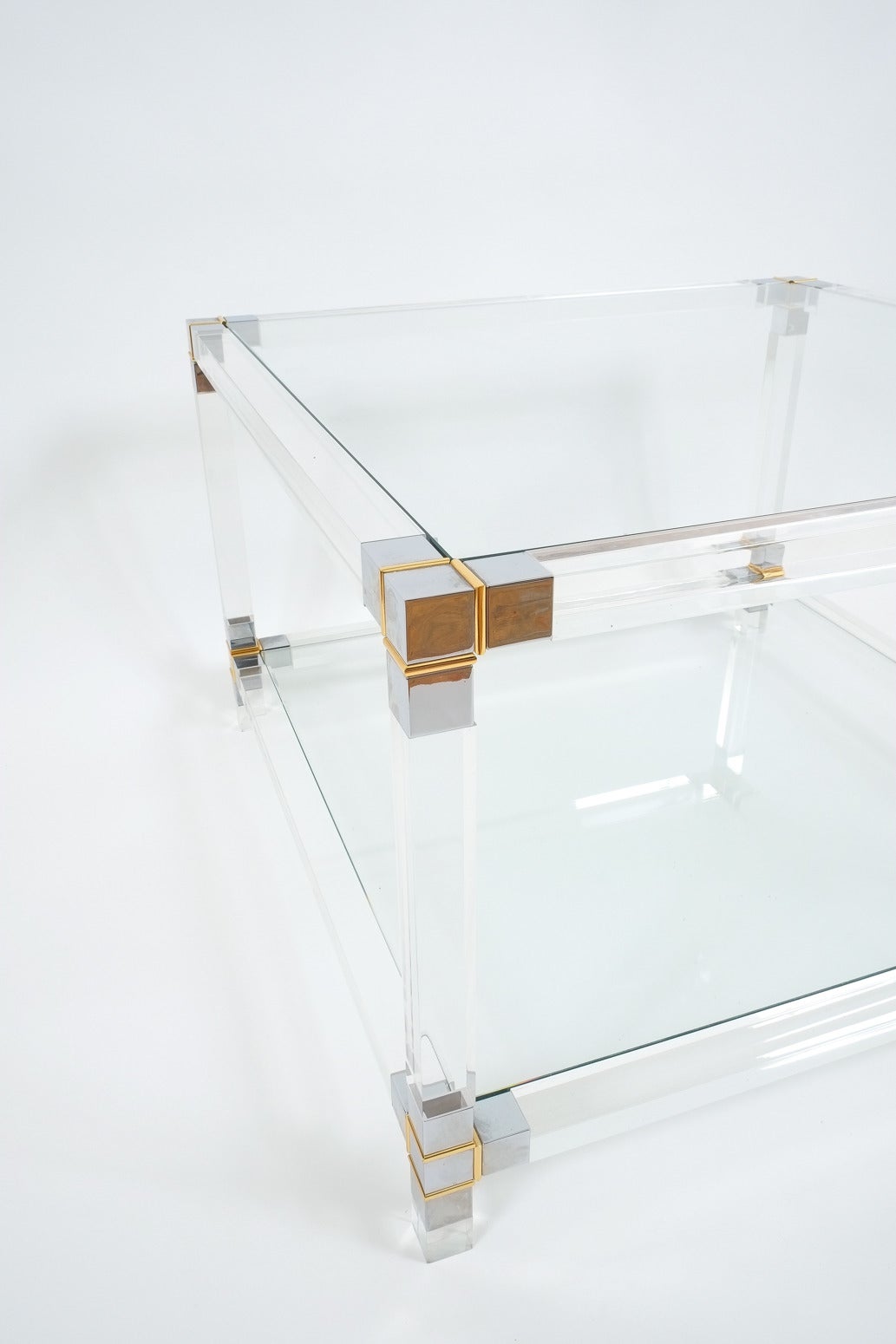 Pair of Romeo Rega Side Tables in Lucite and Chrome In Excellent Condition In Vienna, AT