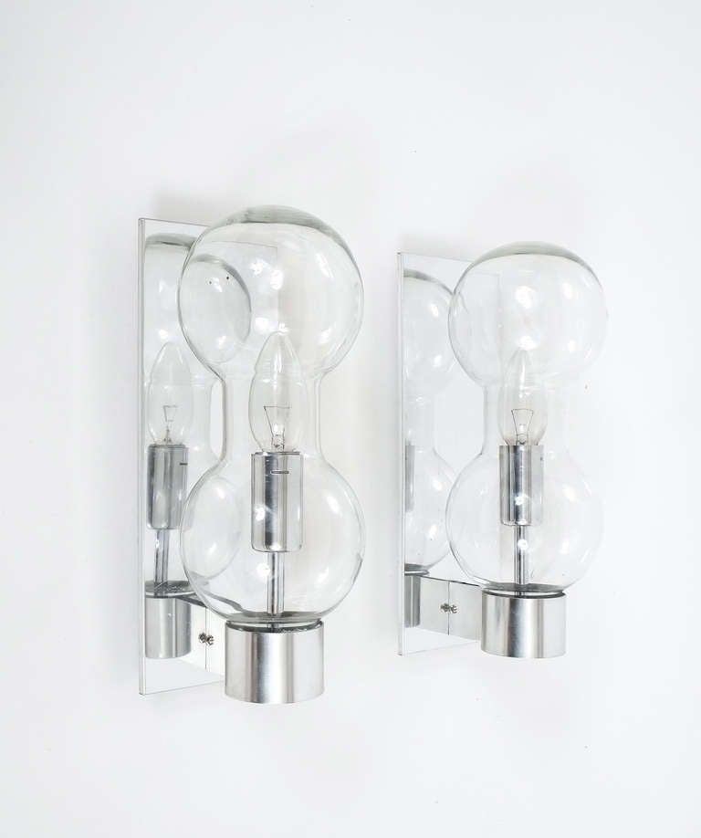 Mid-20th Century Set of Six Hourglass Shaped Clear Glass Metal Sconces, Doria Germany For Sale
