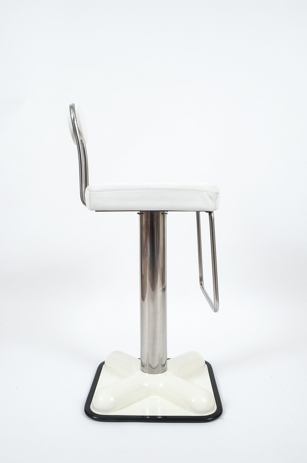Set of Three Bar Stools by Joe Colombo 'Birillo' for Zanotta In Excellent Condition In Vienna, AT