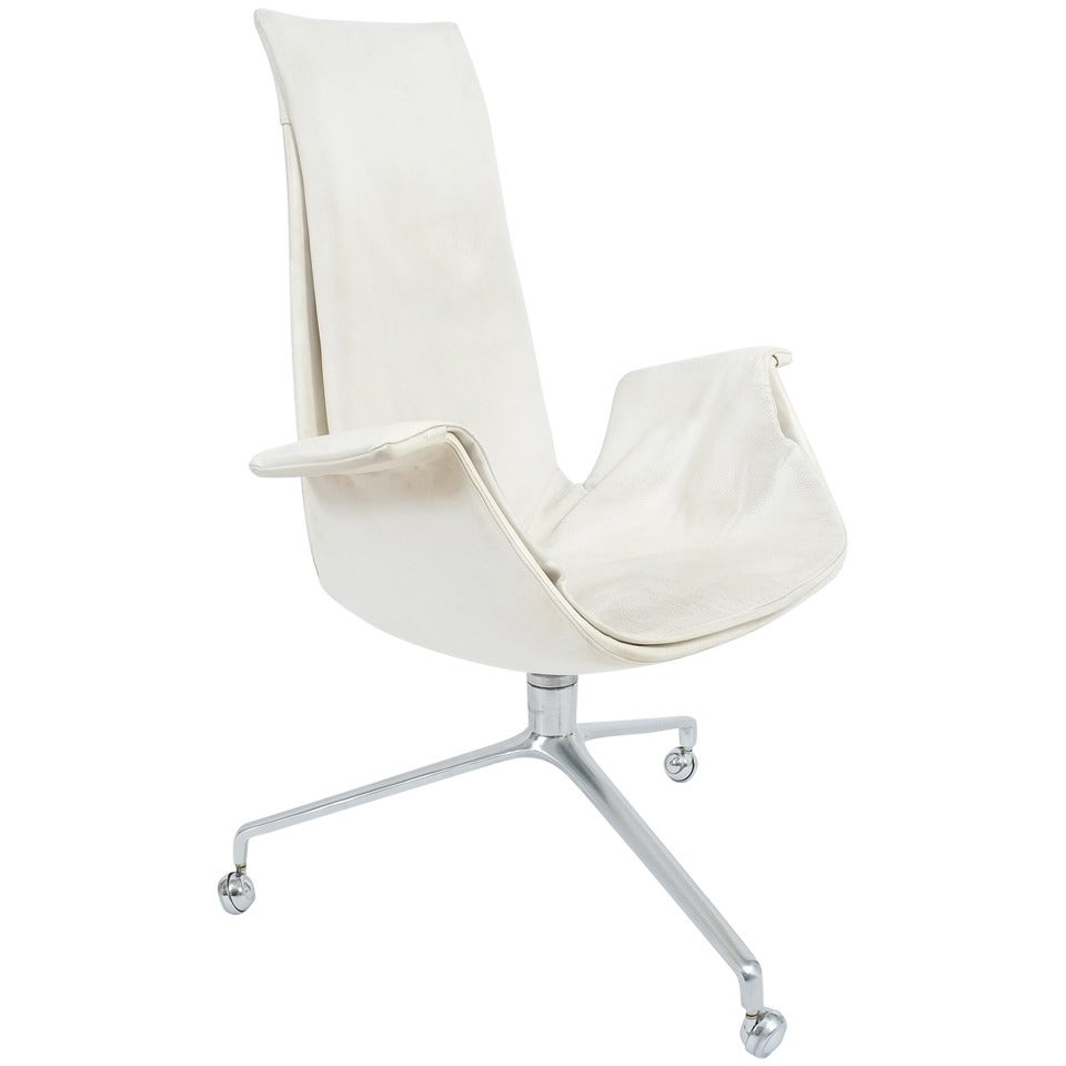 White High Back Tulip Chair by Preben Fabricius and Jørgen Kastholm