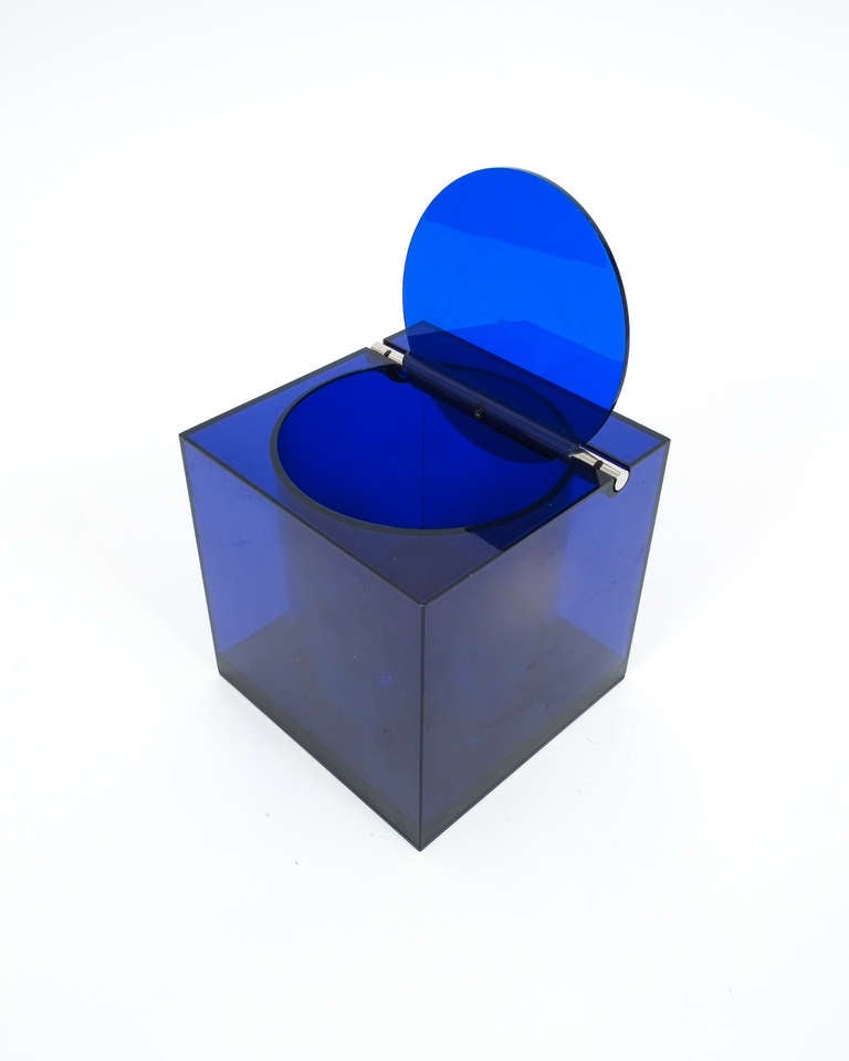 Rare Blue Lucite Ice Bucket By Cini & Nils Milano 3