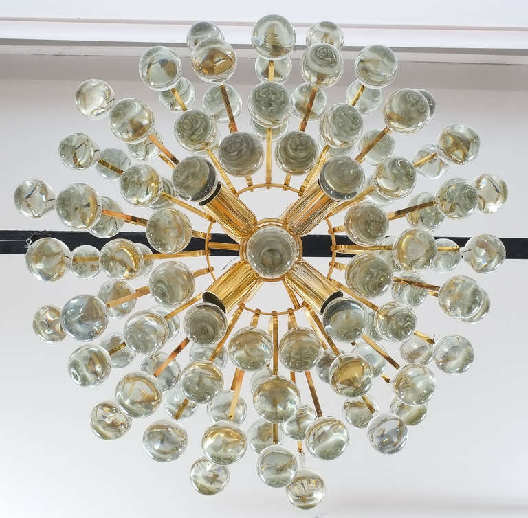 Late 20th Century Delicate Murano Glass and gilded Brass Tear Drop Chandelier, 1970 For Sale