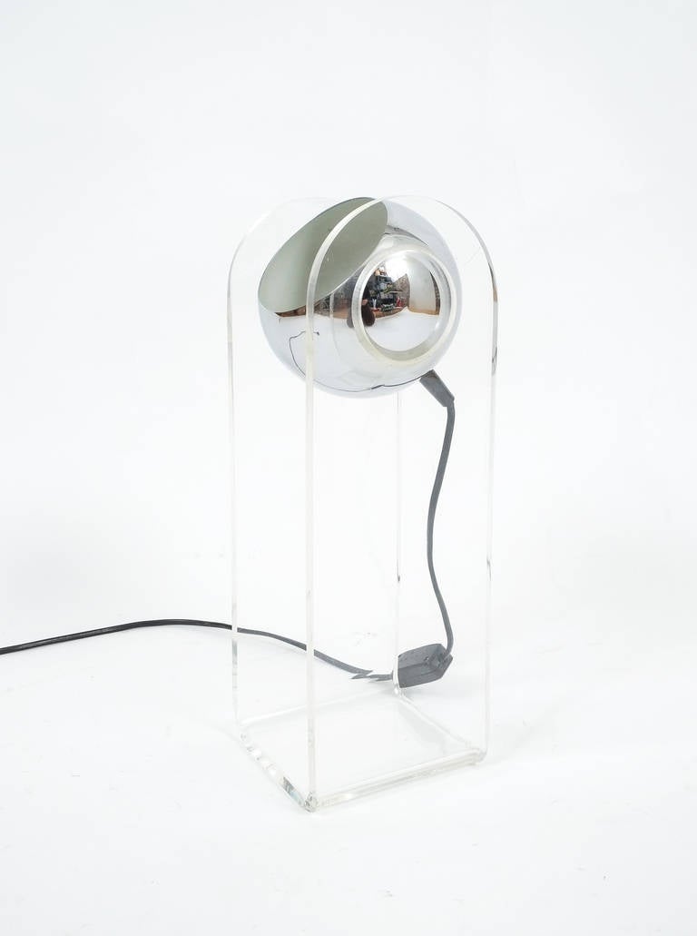 Italian Large Lucite Chrome Table Light in the Style of Gino Sarfatti