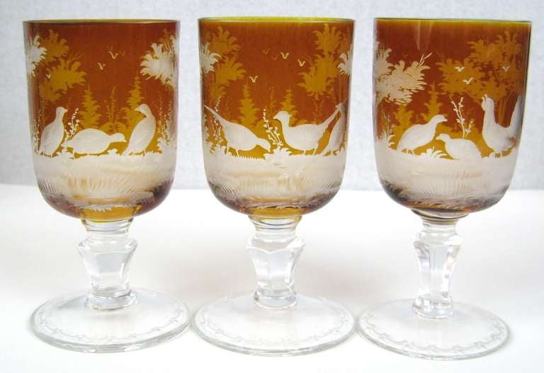* etched with a Forest scene with Trees, birds and Rabbits 
*The set is in a beautiful color of amber

Measuring