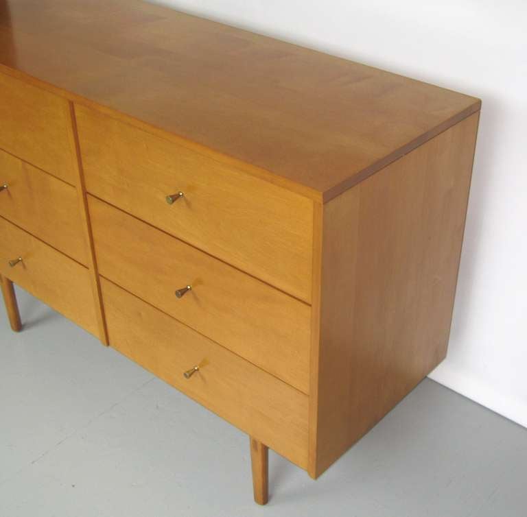 Paul McCobb for Planner Group 6 Draw Dresser 100% Original Finish. In Excellent Condition In Wallkill, NY