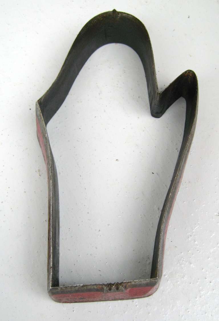 Midcentury Industrial Glove Hand Mold or Cutter, 1940s For Sale 4