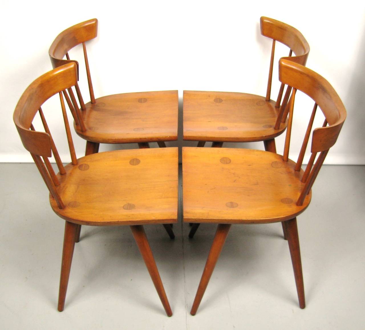 Maple Paul McCobb Dining Chairs Set of Four
Planner group
In wonderful Vintage condition 
Measuring 
H: 29.75