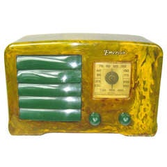 1938 Emerson AX-235 Catalin Bakelite Radio Green on Green 12
