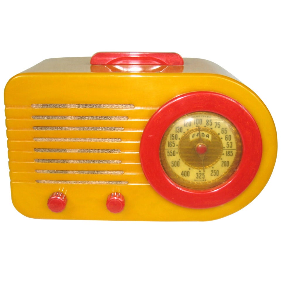 1946 Fada Art Deco Bullet Catalin Bakelite Radio, Yellow with Red Trim