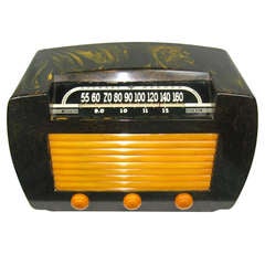 Vintage 1945 Stewart Warner 62T36 Black Yellow Catalin Bakelite Radio